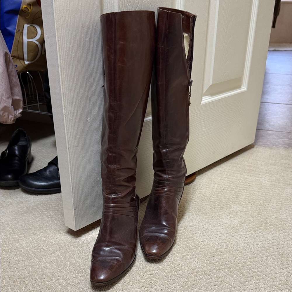 Salvatore Ferragamo Brown Heeled Boots